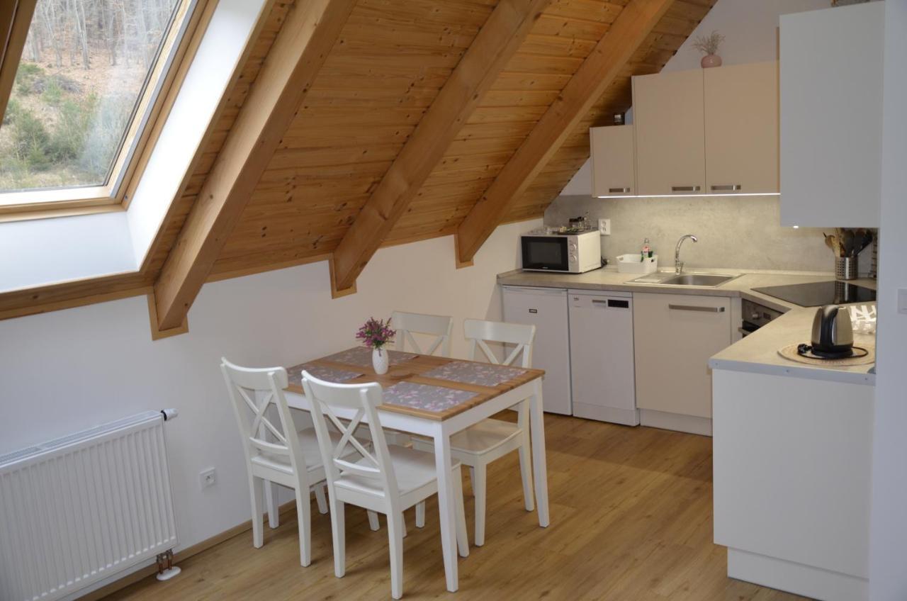 Apartmány u vlčích jam Petrowitz Exterior foto