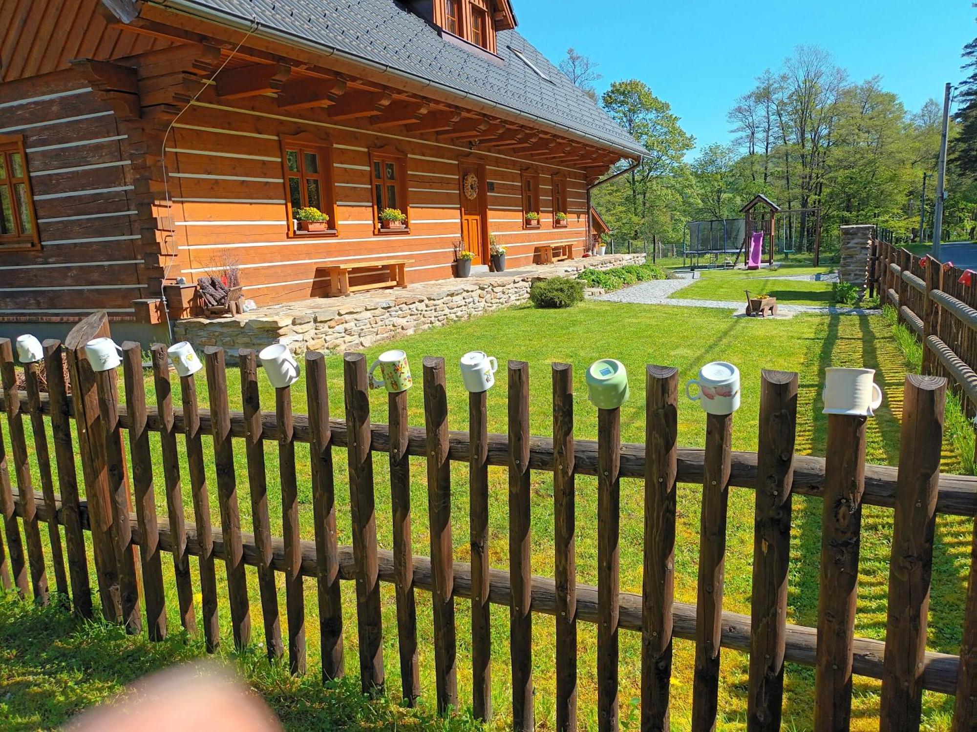 Apartmány u vlčích jam Petrowitz Exterior foto